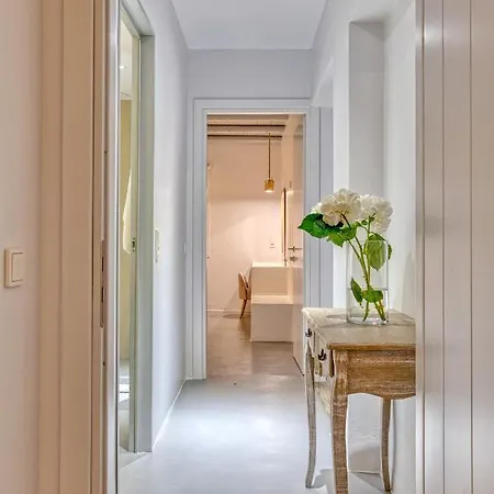 White Cliff Apartman Náusza