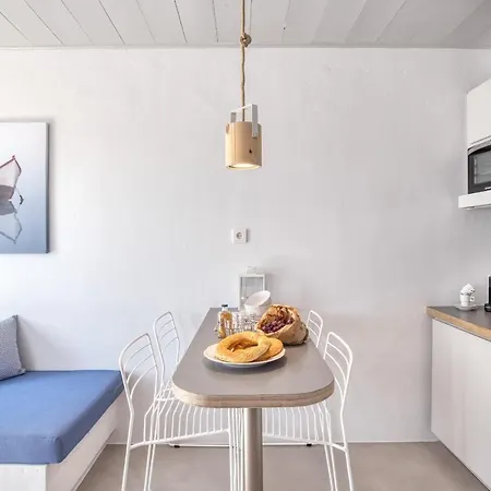 White Cliff Apartman Náusza