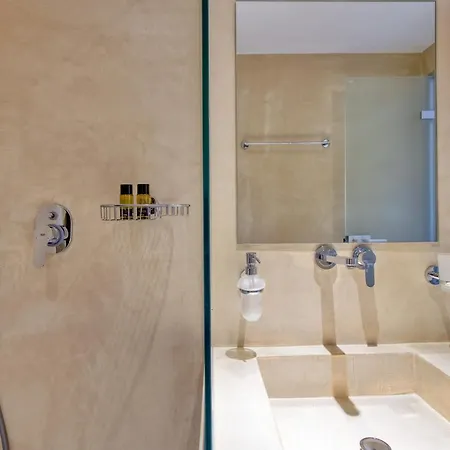 White Cliff Apartman *