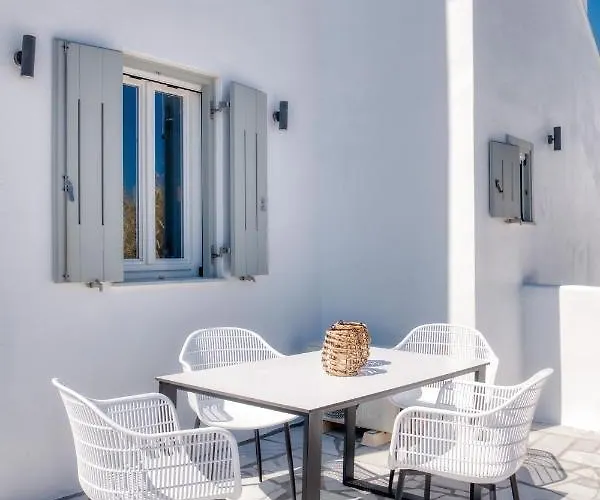 White Cliff * Naoussa