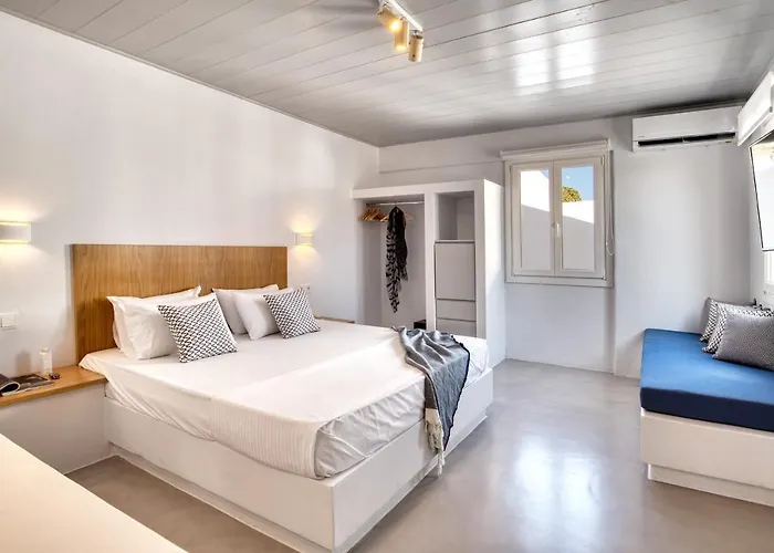 White Cliff Apartment