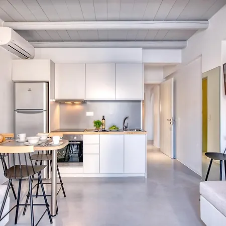 White Cliff Apartment