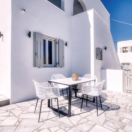 White Cliff Apartment Naousa (Paros)