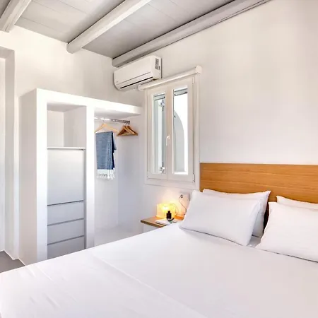 White Cliff Apartment Naousa (Paros)